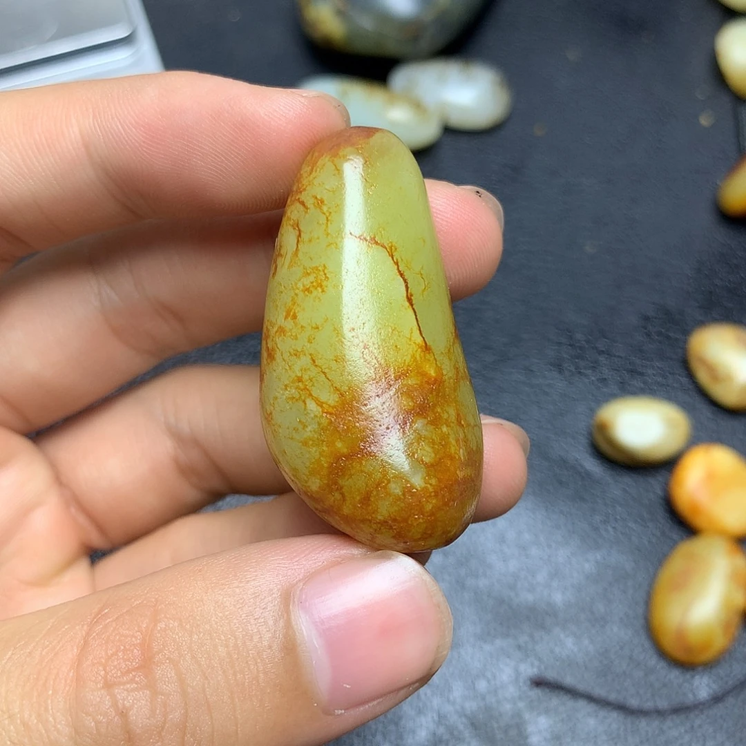 未镶嵌和田玉挂件