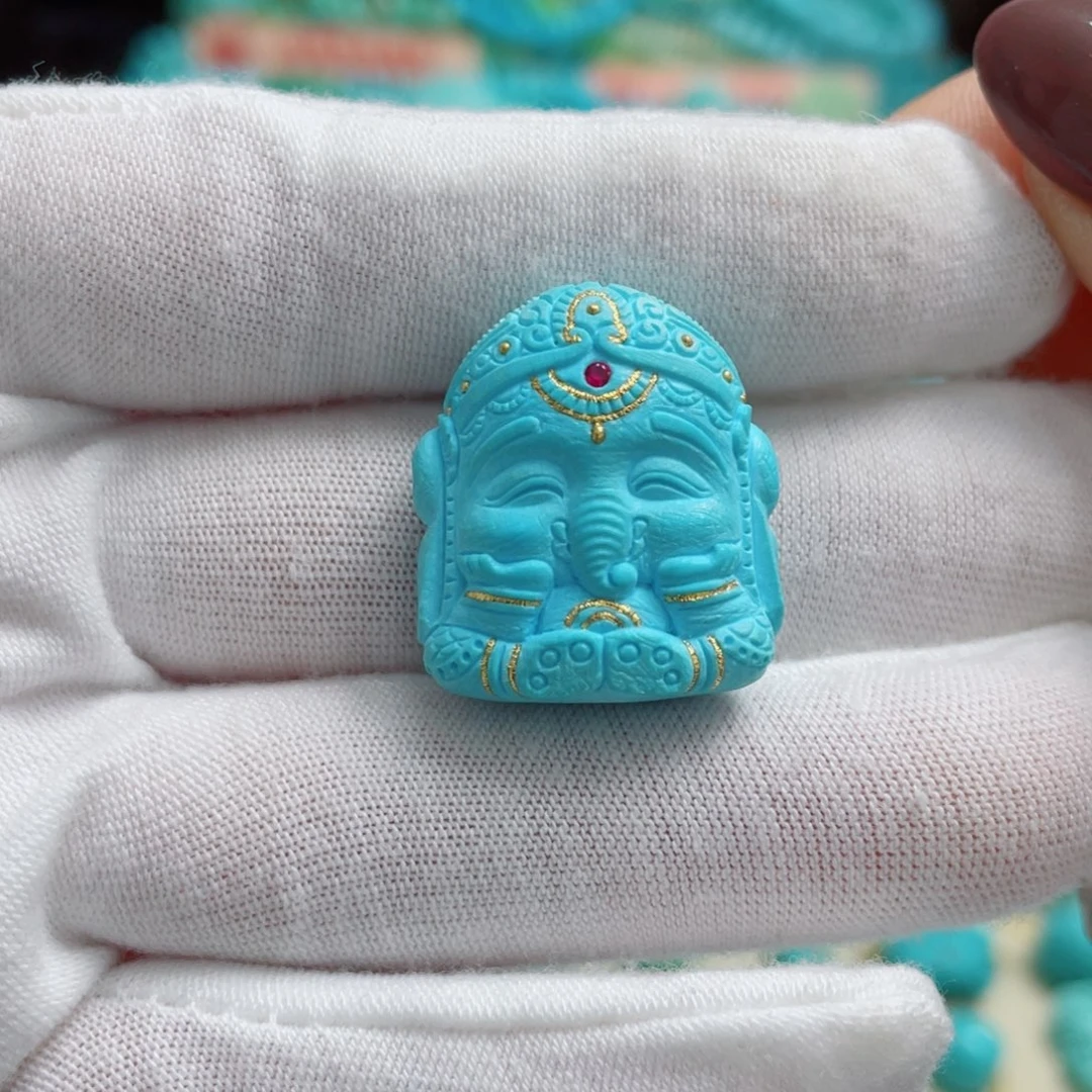 绿松石未镶嵌珠宝奇石