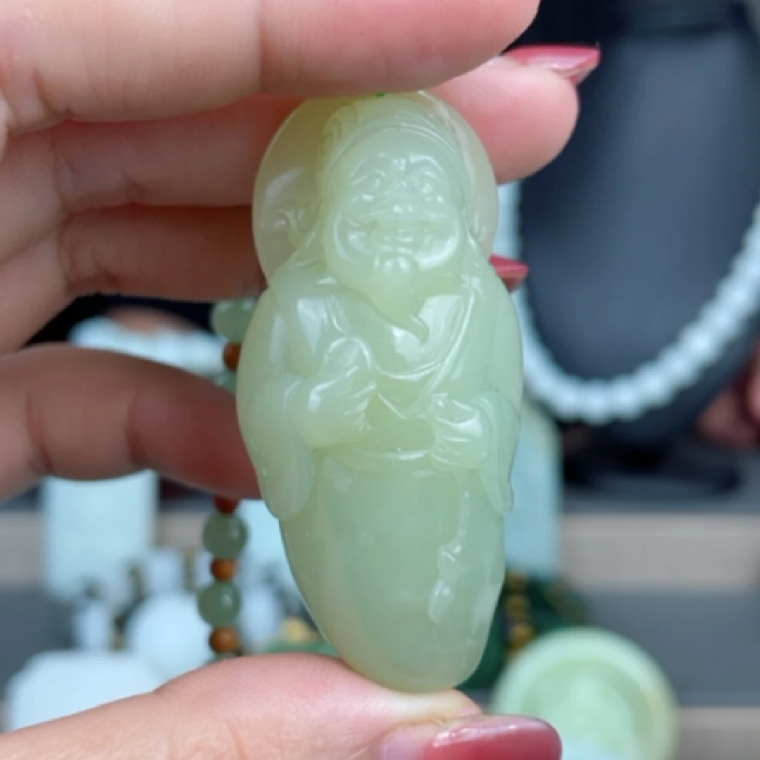 【闪购商品】颈饰未镶嵌和田玉