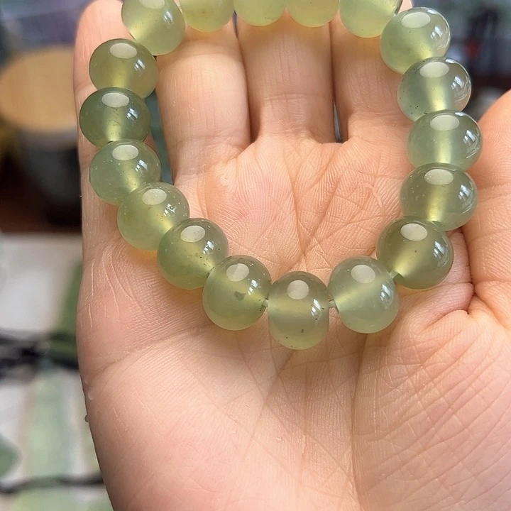 岫玉合金颈饰吊坠