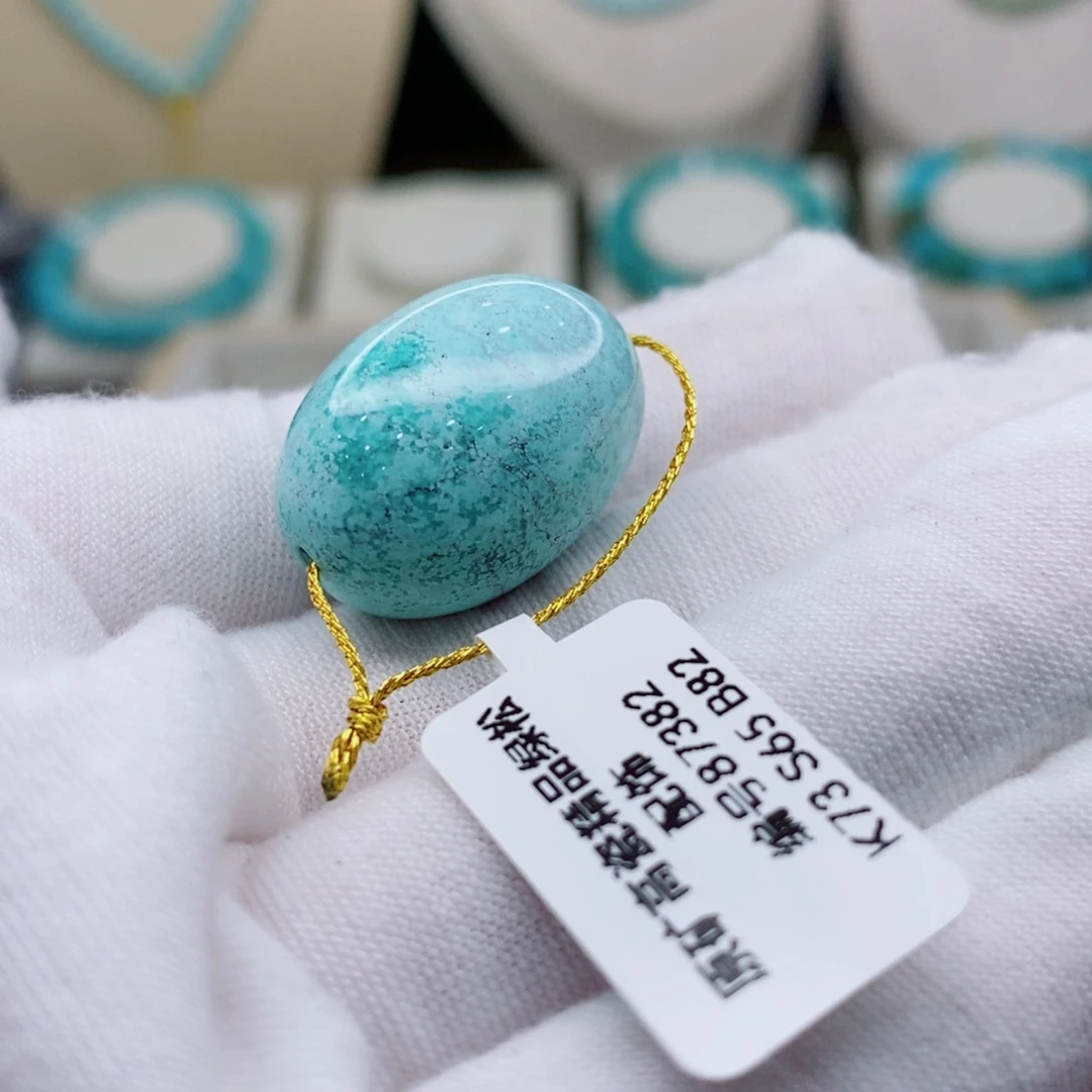 未镶嵌绿松石珠宝奇石