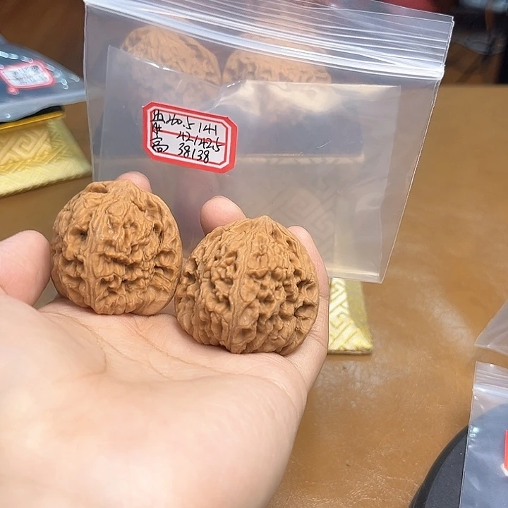 把件文玩核桃赵喜满南将石