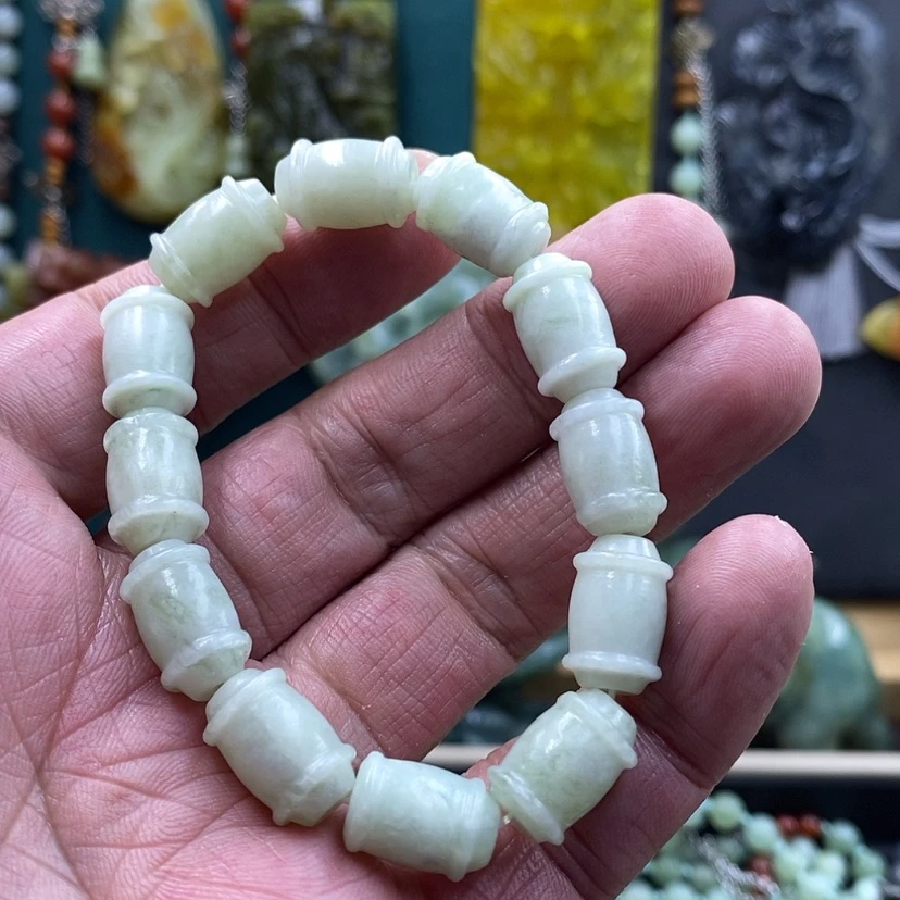 【闪购商品】未镶嵌蛇纹石玉随机发货