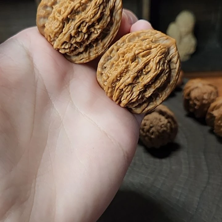 吊坠文玩核桃37虎头