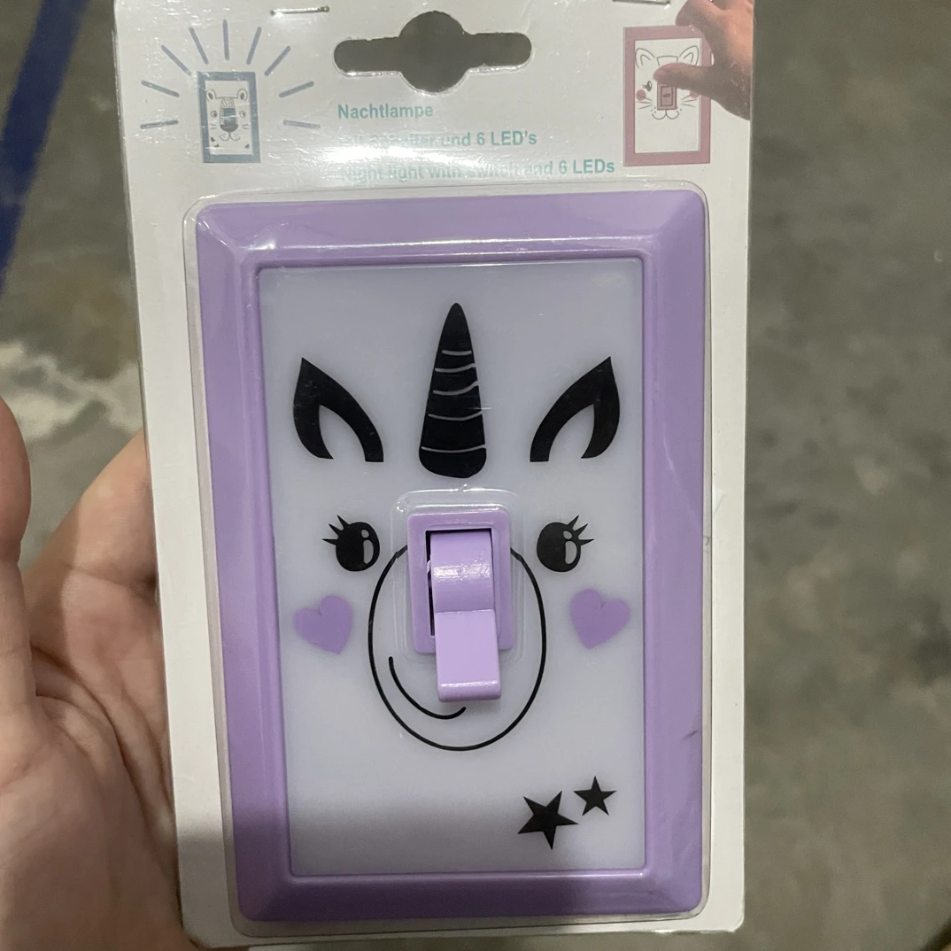 居家客厅衣橱LED手动开关小夜灯颜色不挑