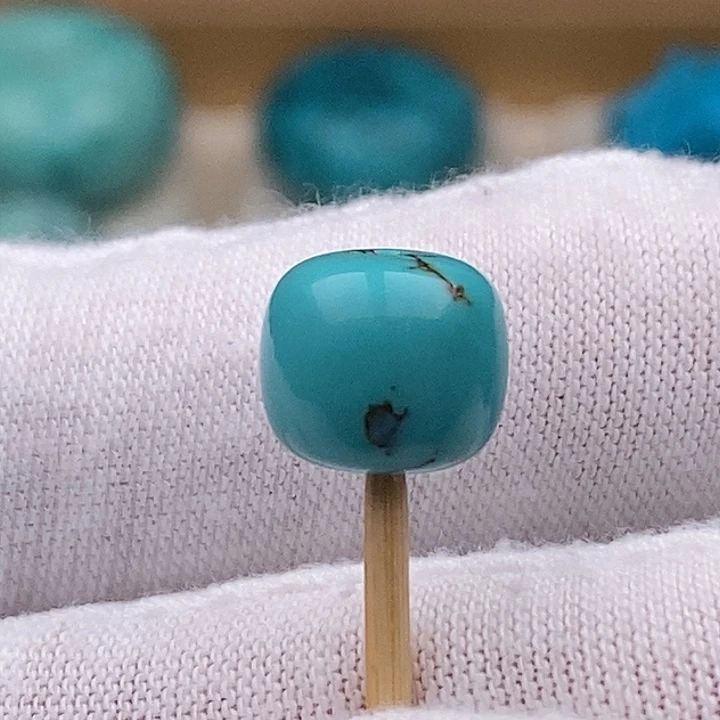 绿松石未镶嵌珠宝奇石9.7