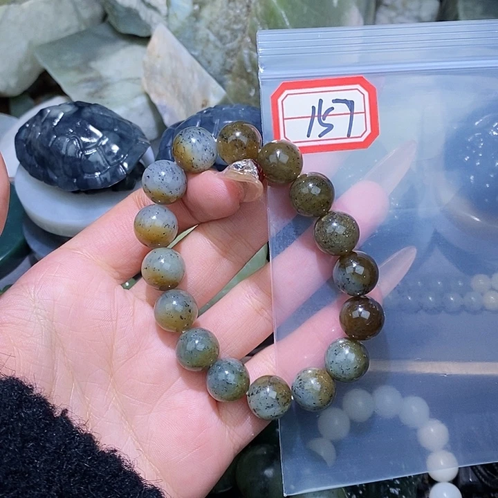 和田玉和田玉边角料随机发未镶嵌