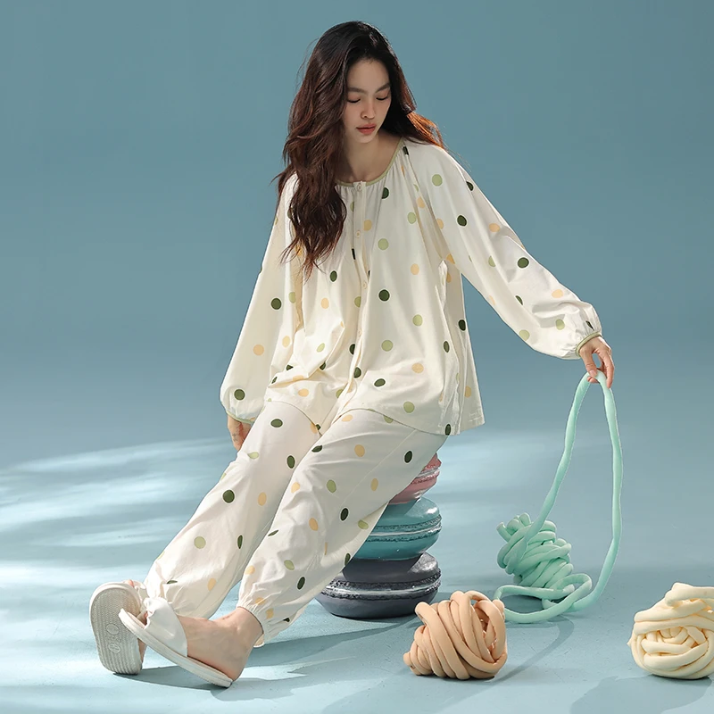 清新波点圆领灯笼袖女士长袖长裤家居服
