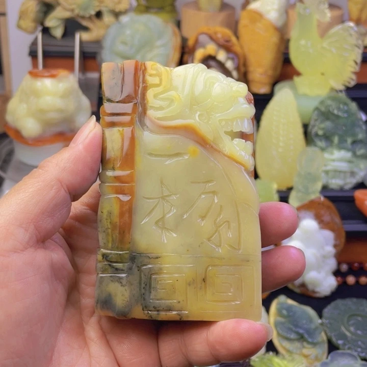 未镶嵌蛇纹石玉手把件