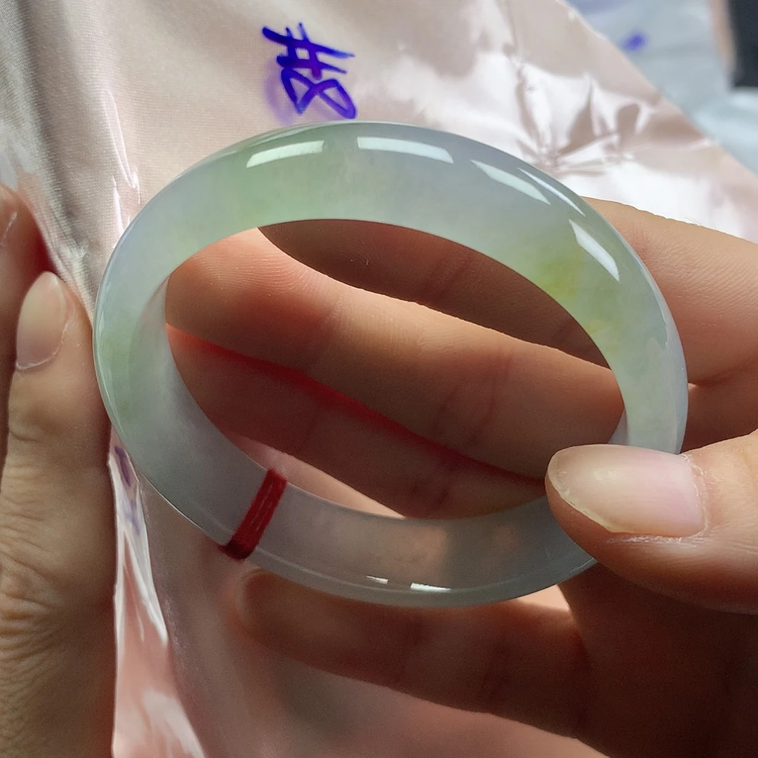 未镶嵌手镯翡翠翡翠