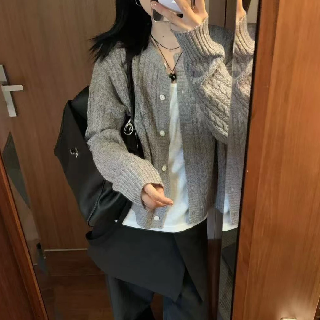 泡菜on退on换秋冬新款毛衣