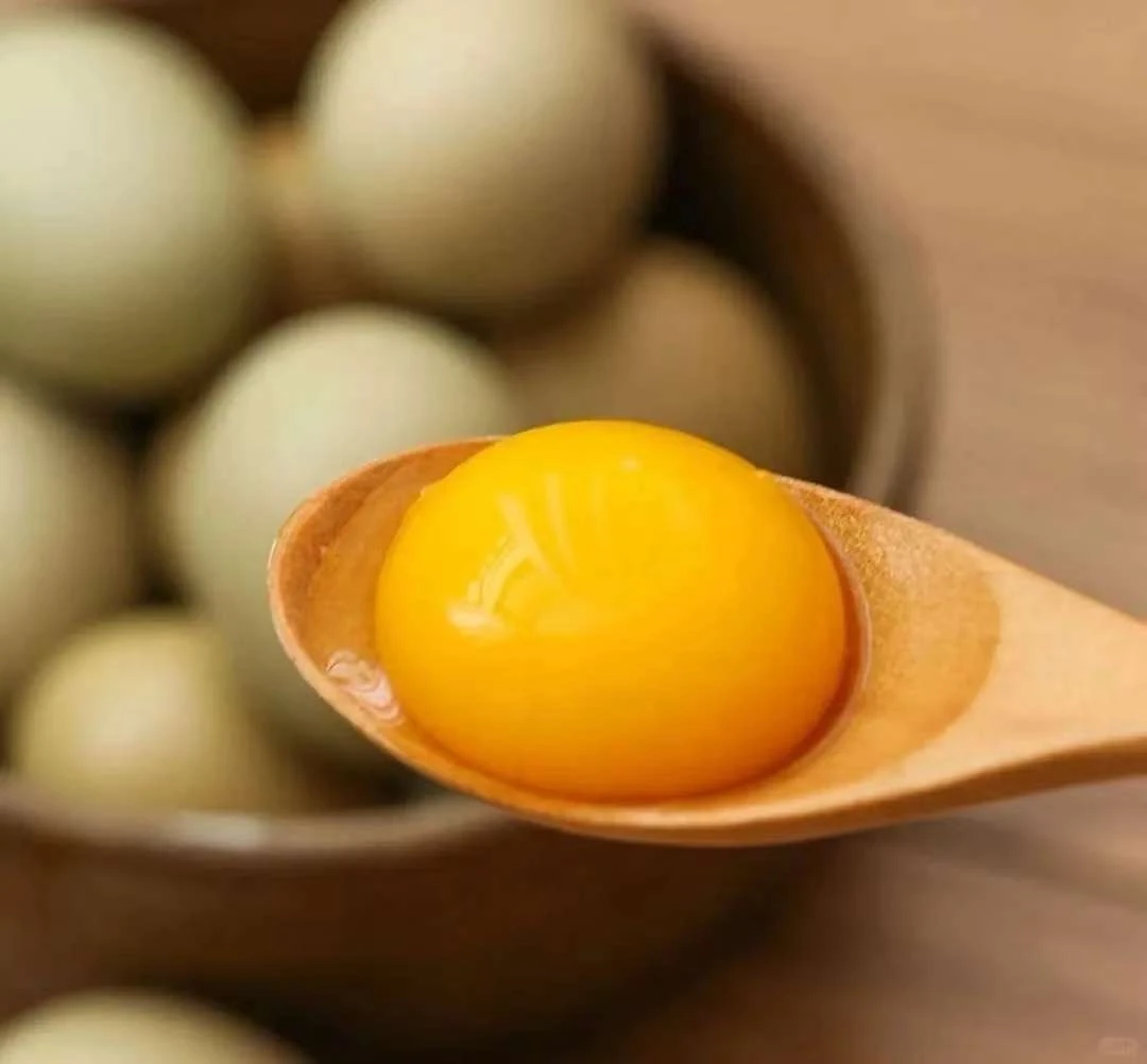 农家散养七彩野山鸡蛋新鲜营养五谷杂粮喂养野鸡蛋