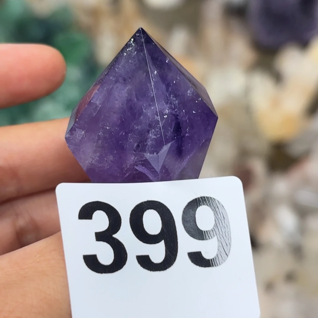 未镶嵌水晶大型摆件（非配饰）