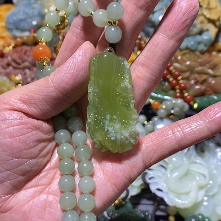 岫玉岫玉吊坠未镶嵌
