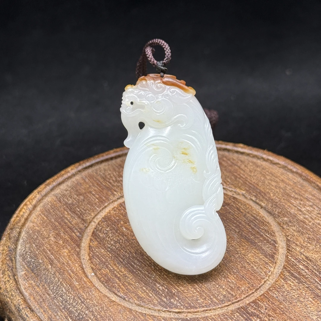 和田玉鱼化龙 26g 长5.1cm 宽2.4 厚1.9