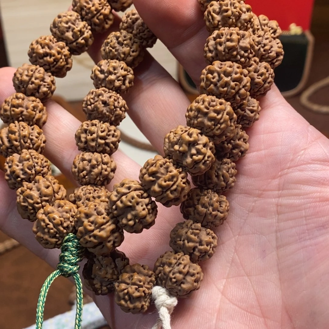 手串金刚菩提大红方印13左右