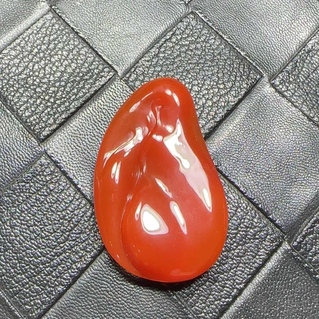 南红玛瑙未镶嵌随型吊坠