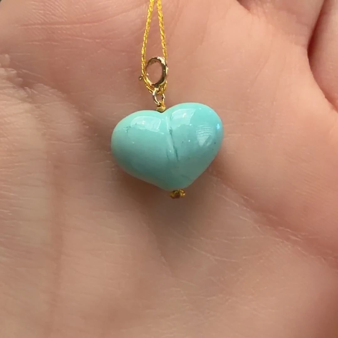 绿松石未镶嵌颈饰