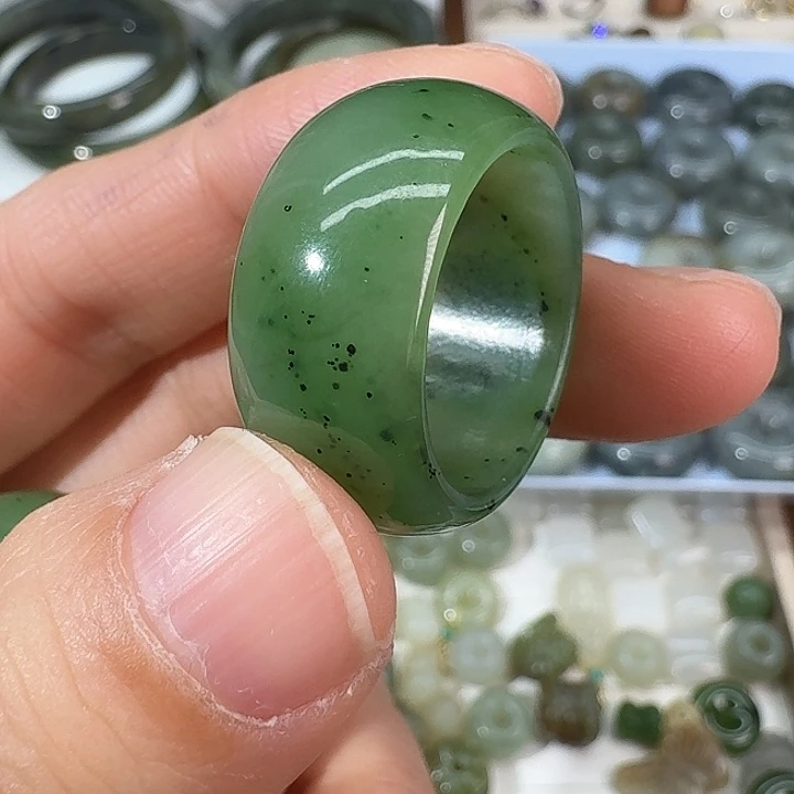 和田玉（碧玉）未镶嵌戒指20.5内径