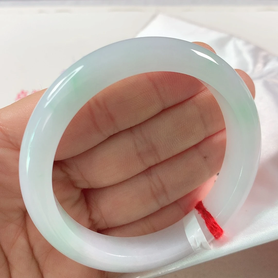 翡翠手镯未镶嵌①②⑦