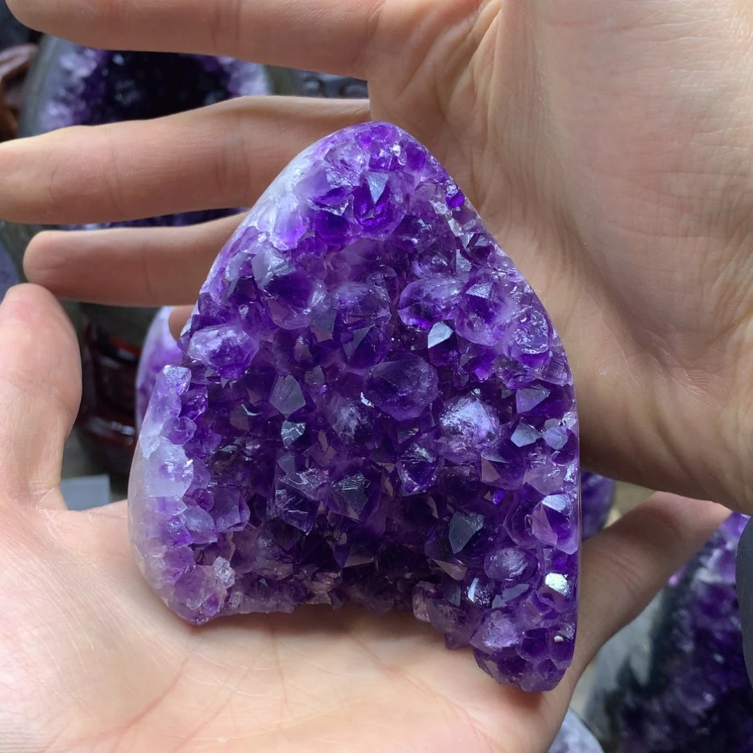 紫晶大型摆件（非配饰）未镶嵌