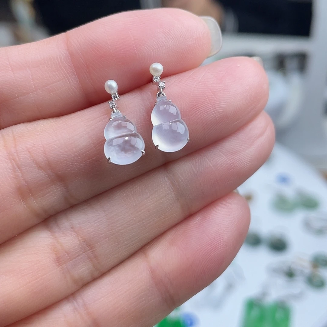 翡翠18K金镶嵌耳饰