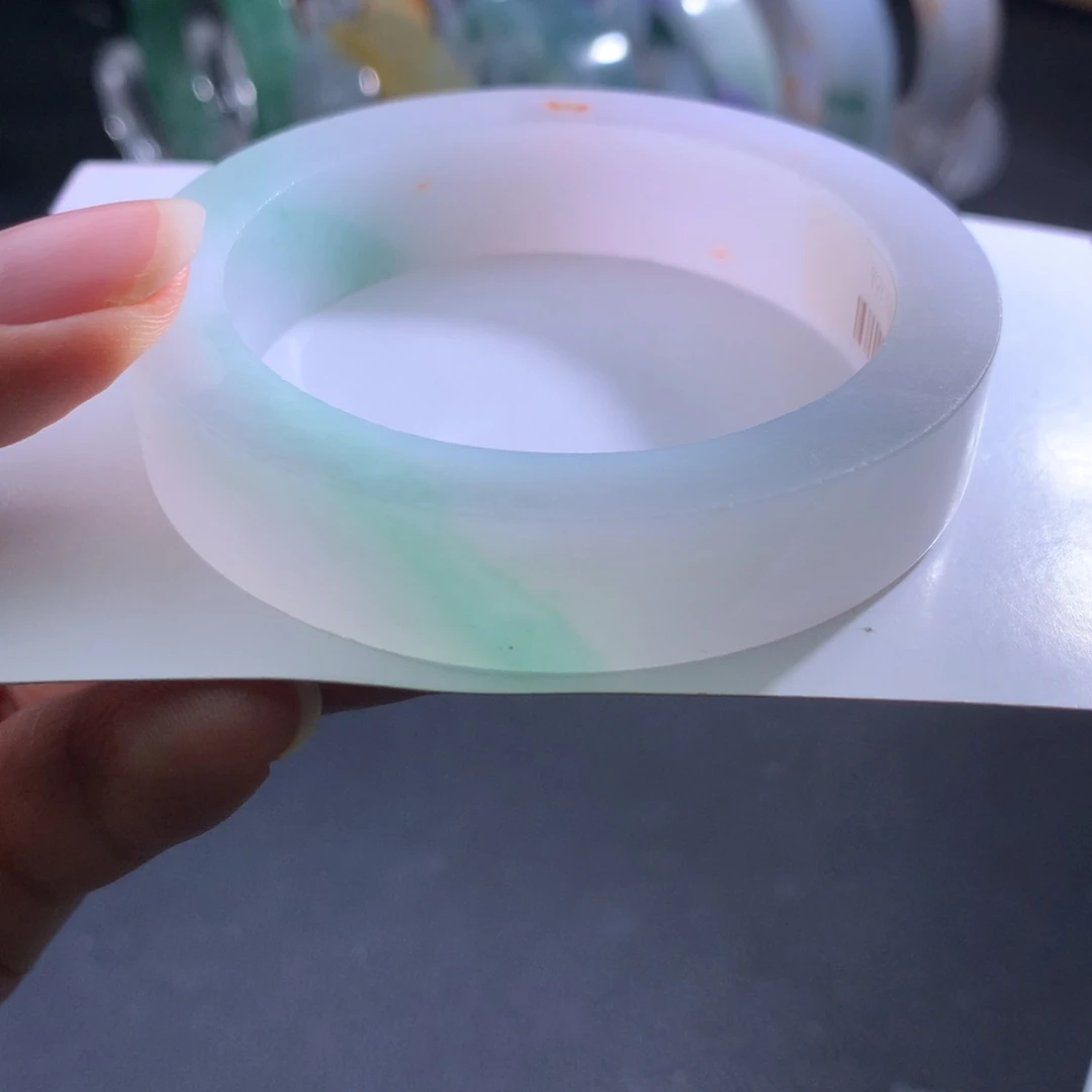 未镶嵌翡翠手镯定制翡翠