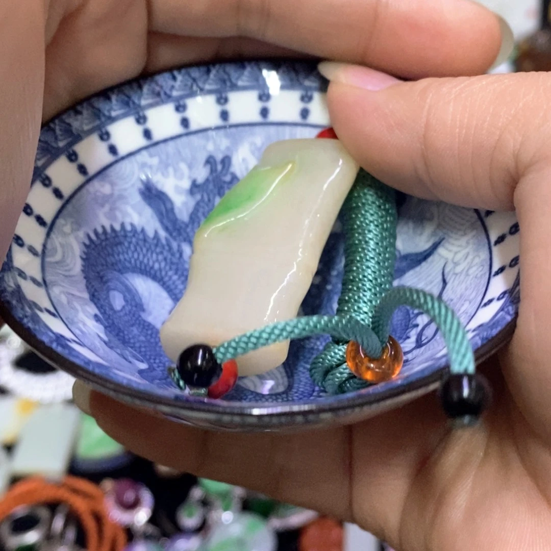 越***粉茶盏1111111111111111！