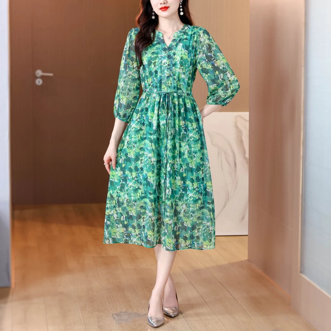 清货不补差价（绿意盎然）2025夏季V领扎染印花高显瘦气质连衣裙928