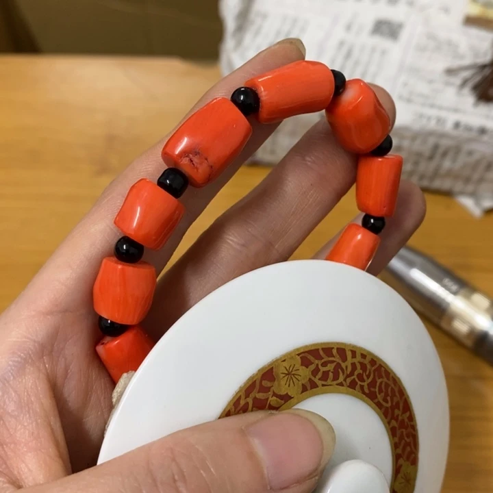 瓷片哈中古工艺品一件