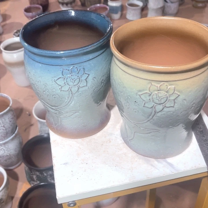 紫砂花盆口径15高度19两只正品