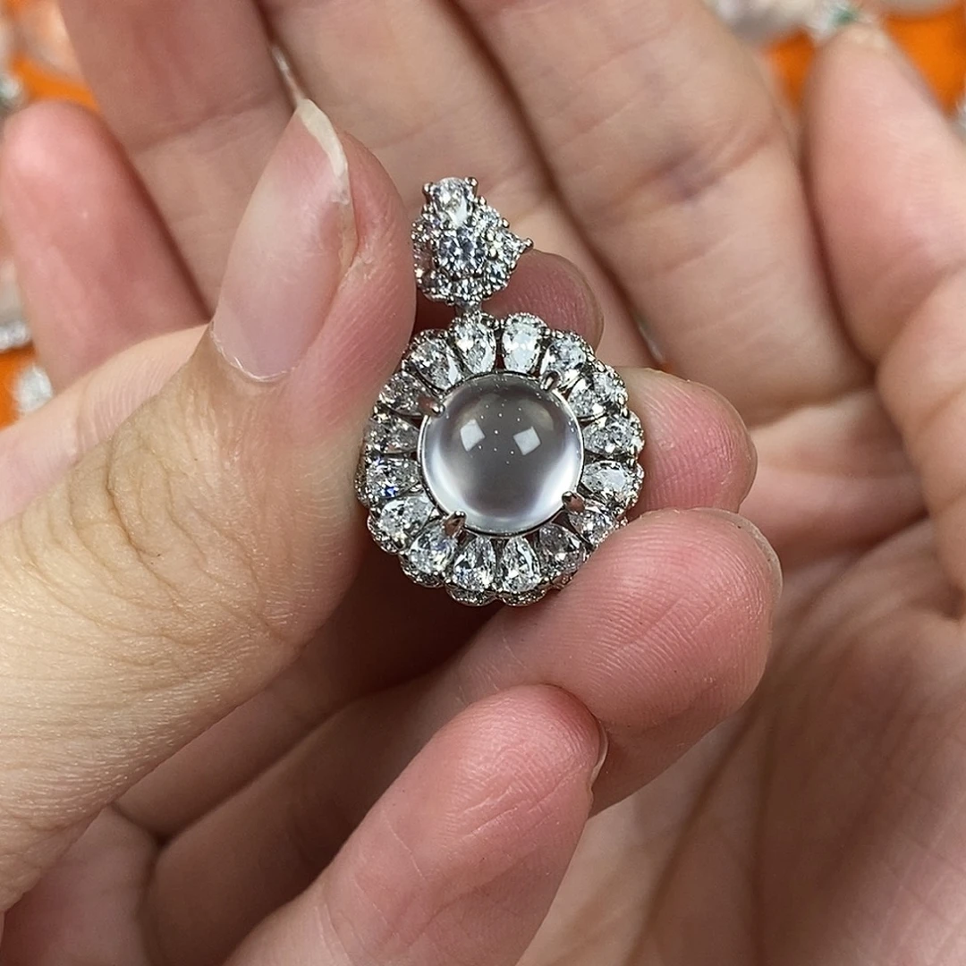 合金吊坠石英质玉