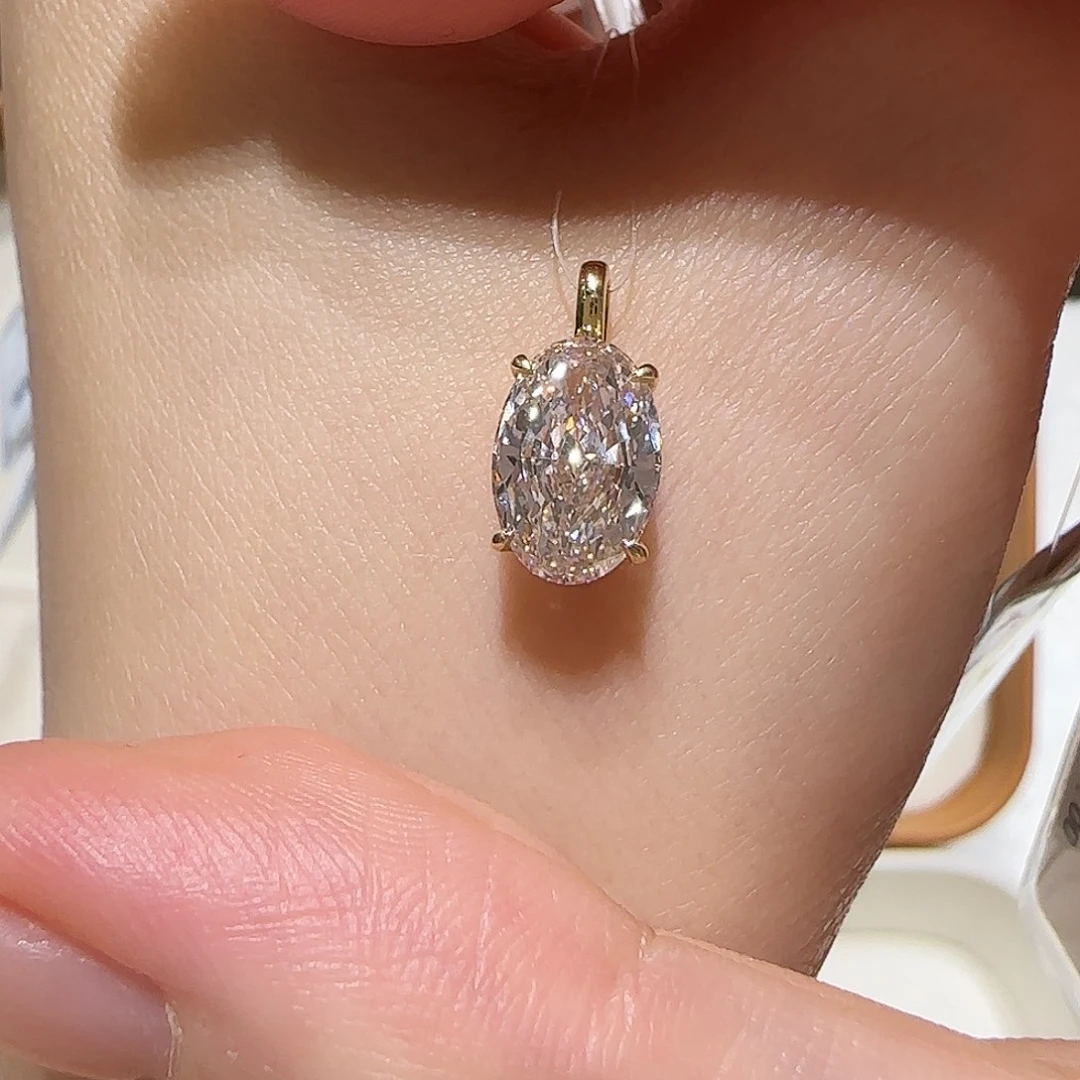 18K金镶嵌实验室培育钻石2克拉椭圆吊坠k黄