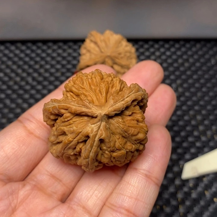 越***好文玩核桃吊坠文玩核桃异形单只
