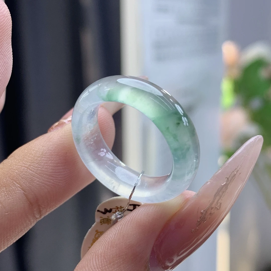 天然缅甸A货翡翠 圈口号：14-15号