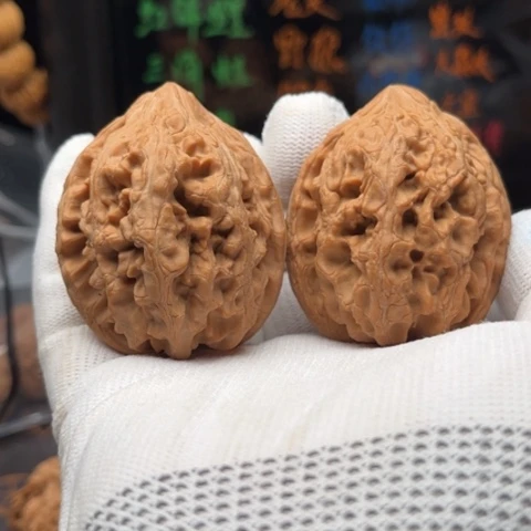 文玩核桃把件大沽石