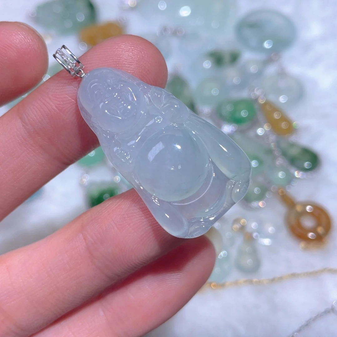 翡翠18K金镶嵌颈饰翡翠