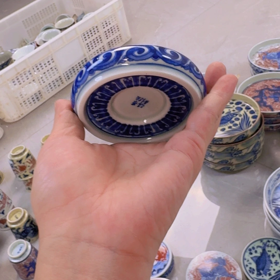 瓷片釉里红松竹梅杯垫景德镇