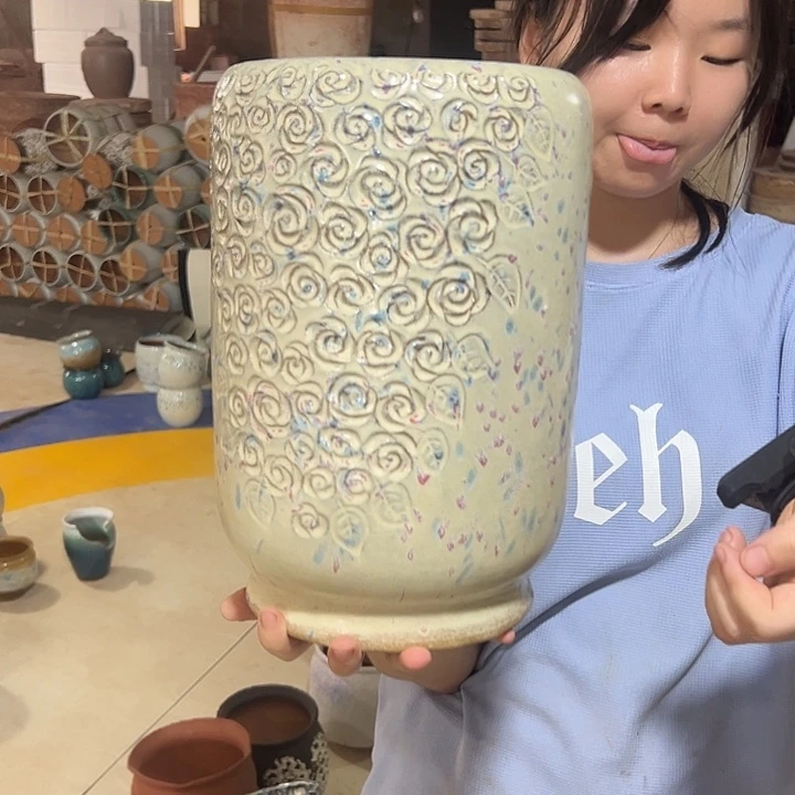 高度30厘米口20厘米