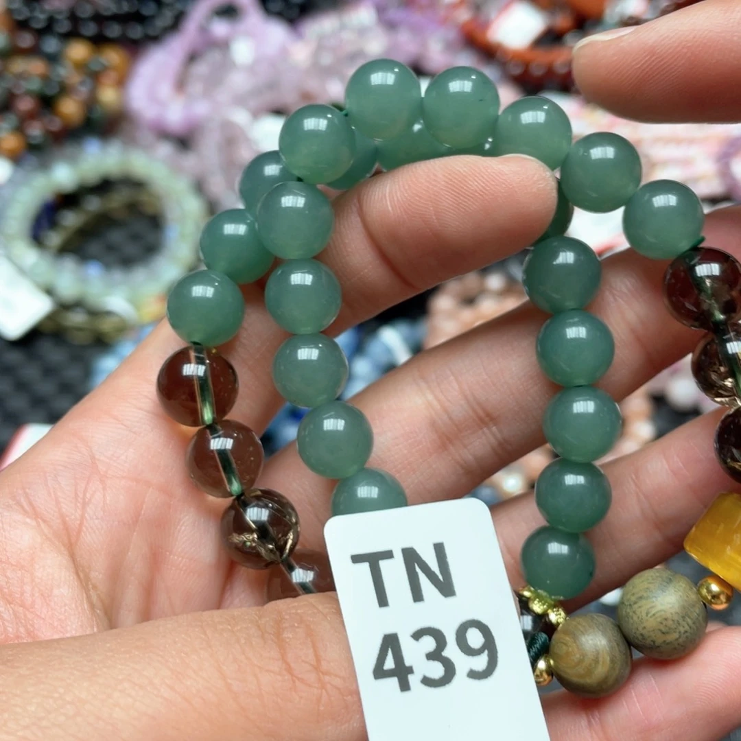 水晶多样性发一只未镶嵌