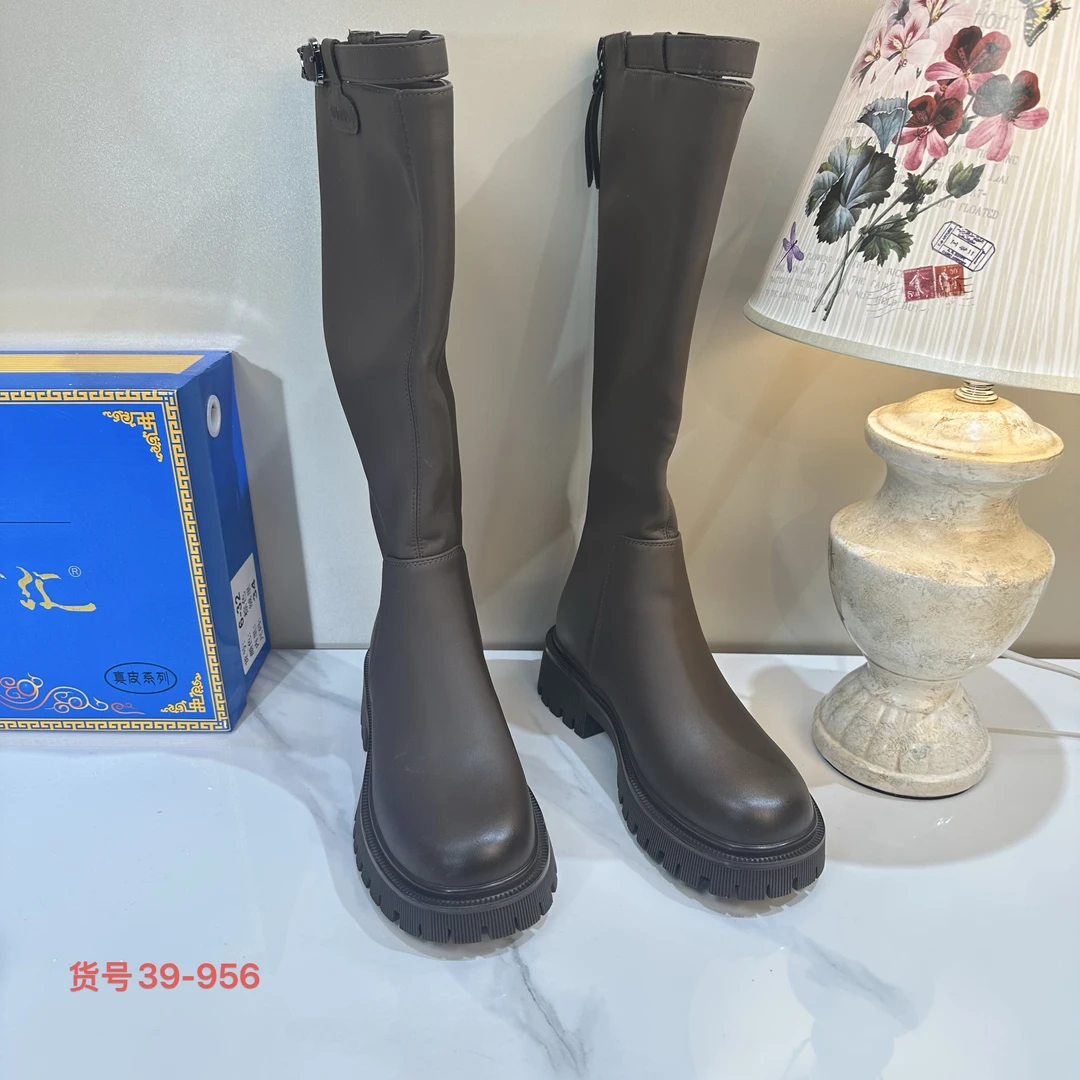 39-956新品女靴舒适平底短靴潮款马丁靴百搭短筒靴网红烟管靴