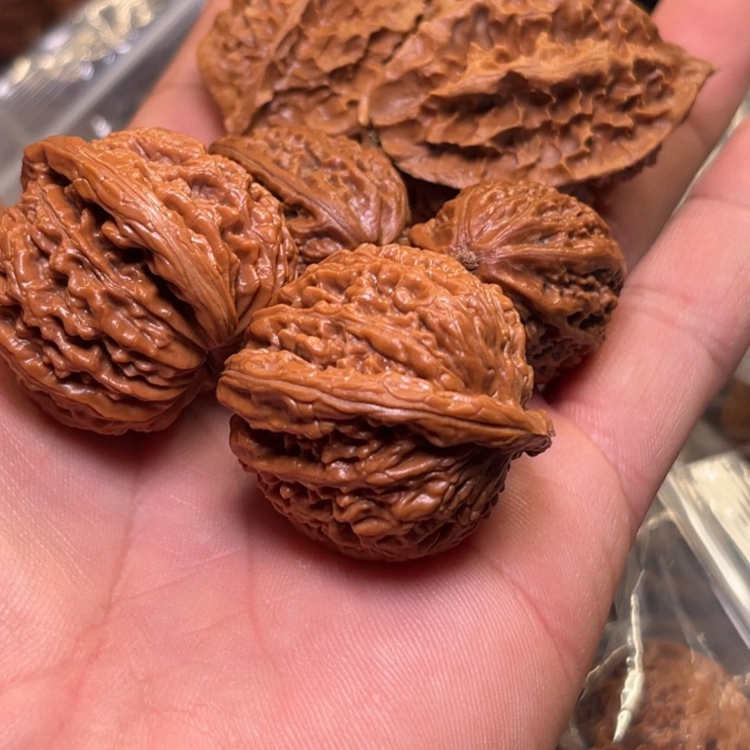 瑞***森文玩核桃吊坠野生秋子核桃三对