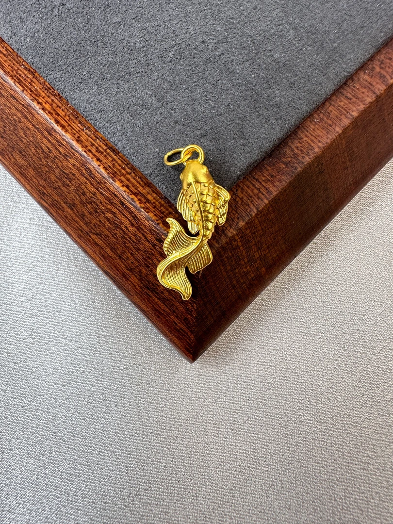 足金999贵气锦鲤鱼吊坠CH6789