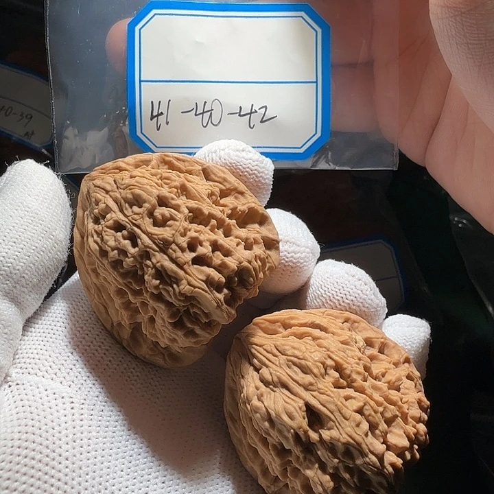 吊坠文玩核桃南疆50