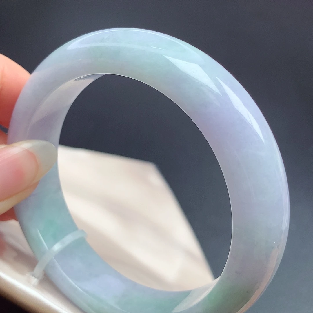 翡翠未镶嵌手镯56圈口