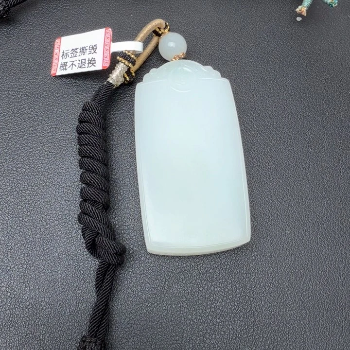 和田玉未镶嵌颈饰L****l