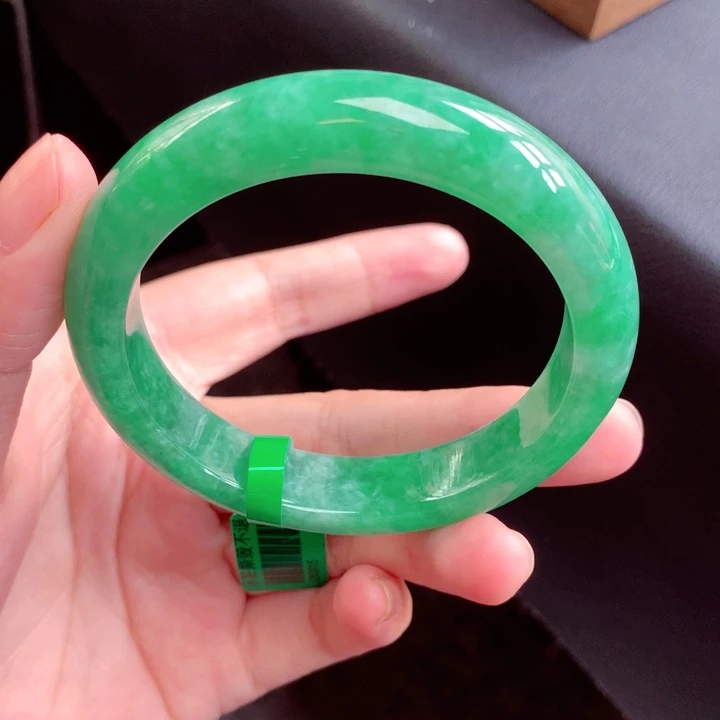 未镶嵌手镯翡翠翡翠