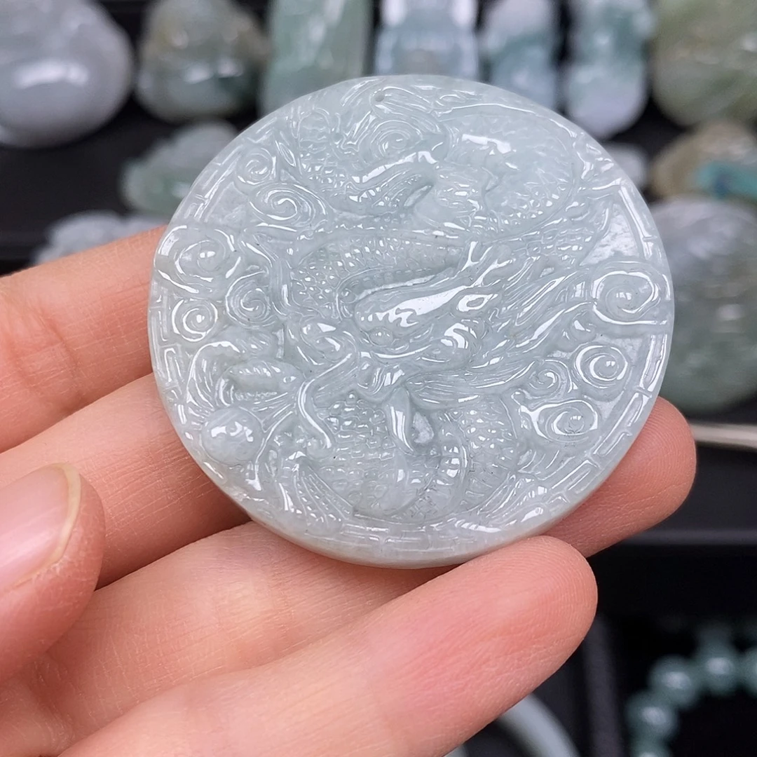 翡翠未镶嵌颈饰龙凤