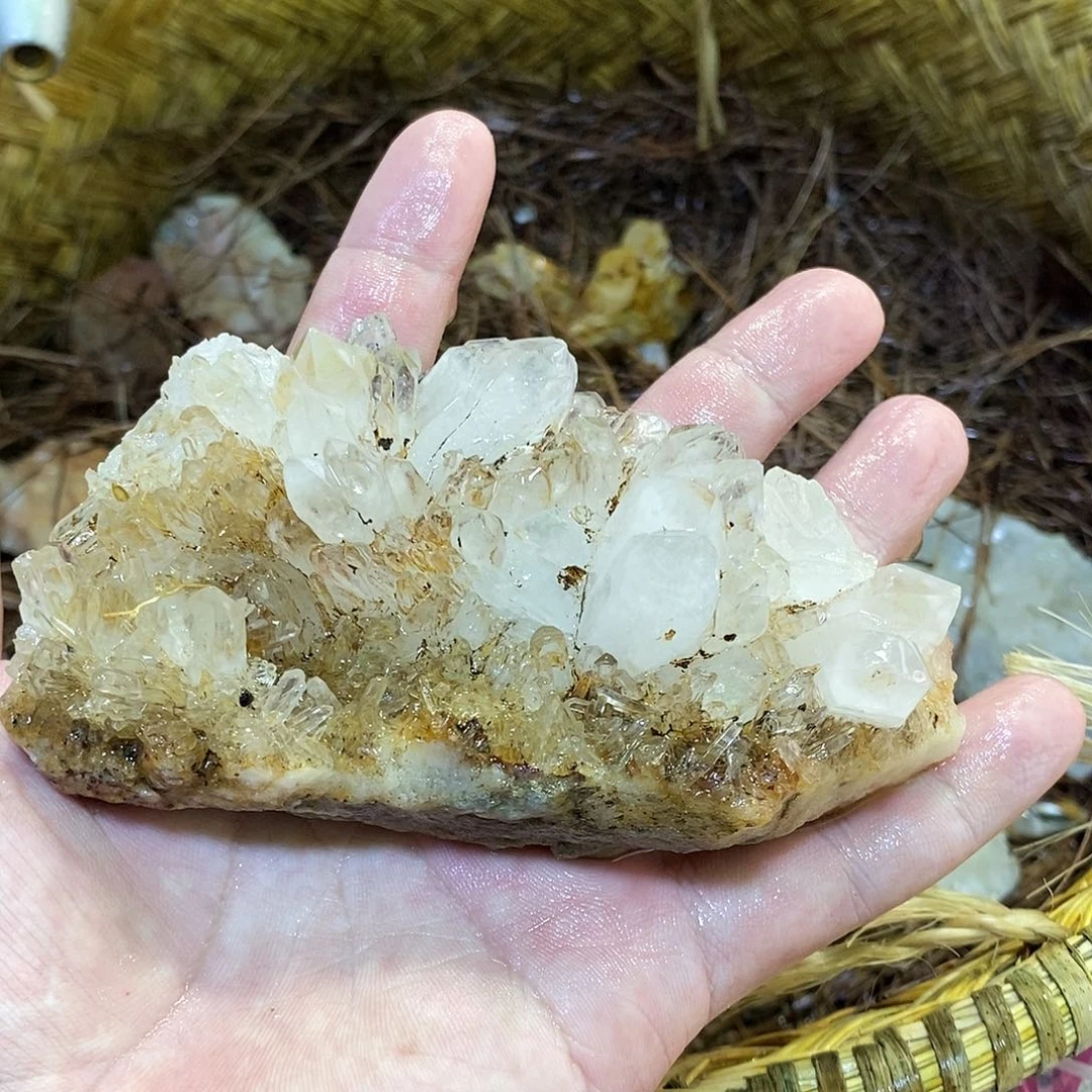 未镶嵌珠宝半成品水晶