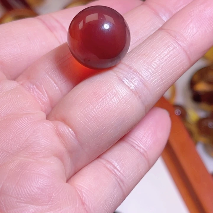 苏***遮琥珀未镶嵌颈饰天然缅甸琥珀棕红16.7mm改16.0mm